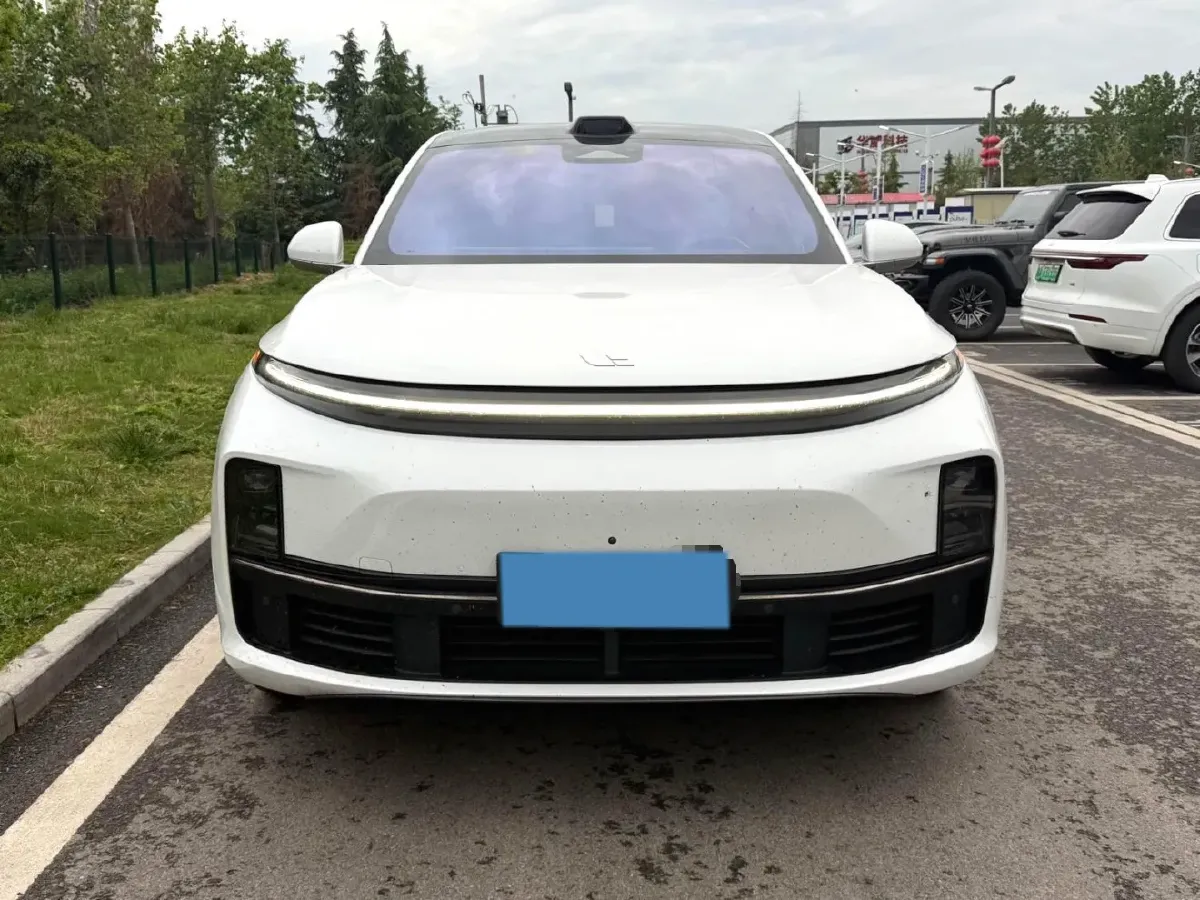 2023 Li L7 Range Extended 154HP REEV 40.9KWH,autocango,china used car exporter,china ev exporter,chinese used car exporter,chinese used ev exporter