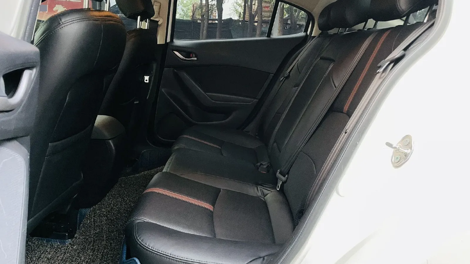 2017 Mazda 3 Axela 1.5L 117HP L4 6AT,autocango,china used car exporter,china ev exporter,chinese used car exporter,chinese used ev exporter