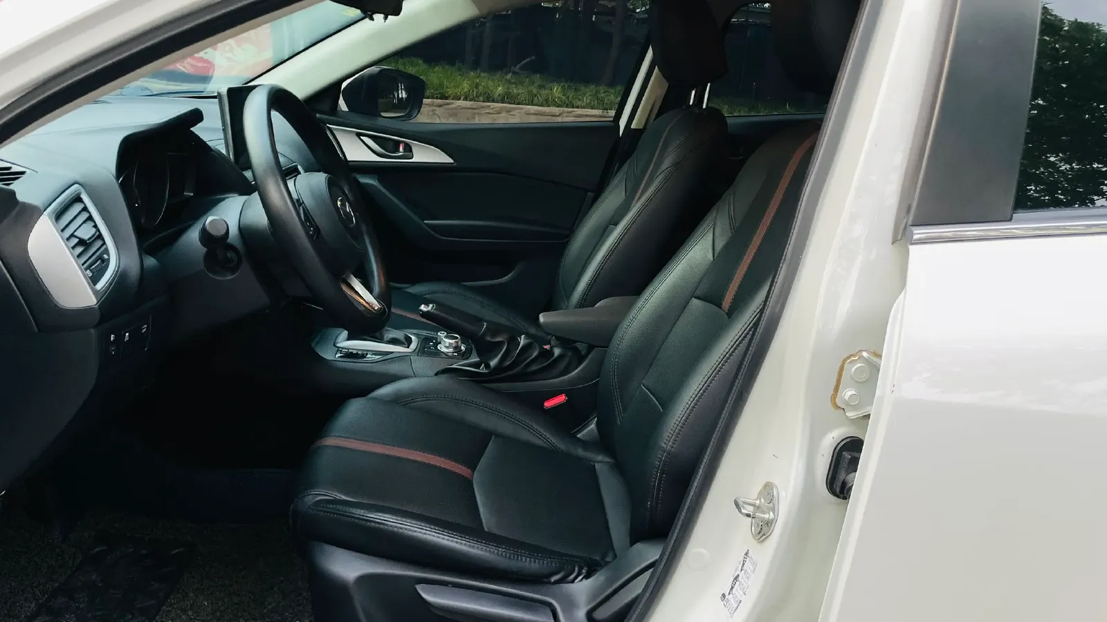 2017 Mazda 3 Axela 1.5L 117HP L4 6AT,autocango,china used car exporter,china ev exporter,chinese used car exporter,chinese used ev exporter