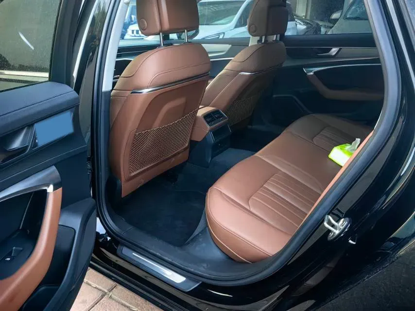 2021 Audi A6L 2.0T 190HP L4 7DCT,autocango,china used car exporter,china ev exporter,chinese used car exporter,chinese used ev exporter