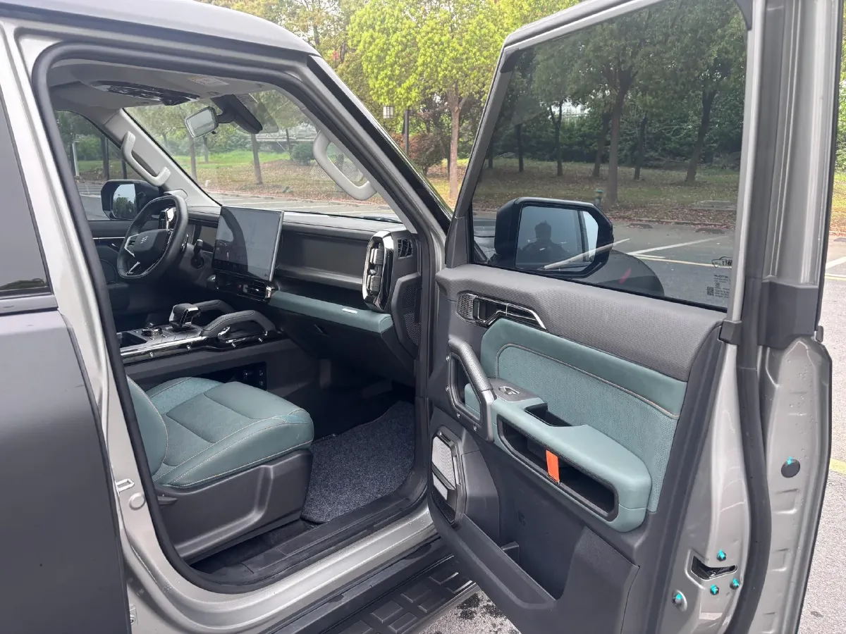 2023 Jetour Traveller 1.5T 184HP L4 7DCT,autocango,china used car exporter,china ev exporter,chinese used car exporter,chinese used ev exporter