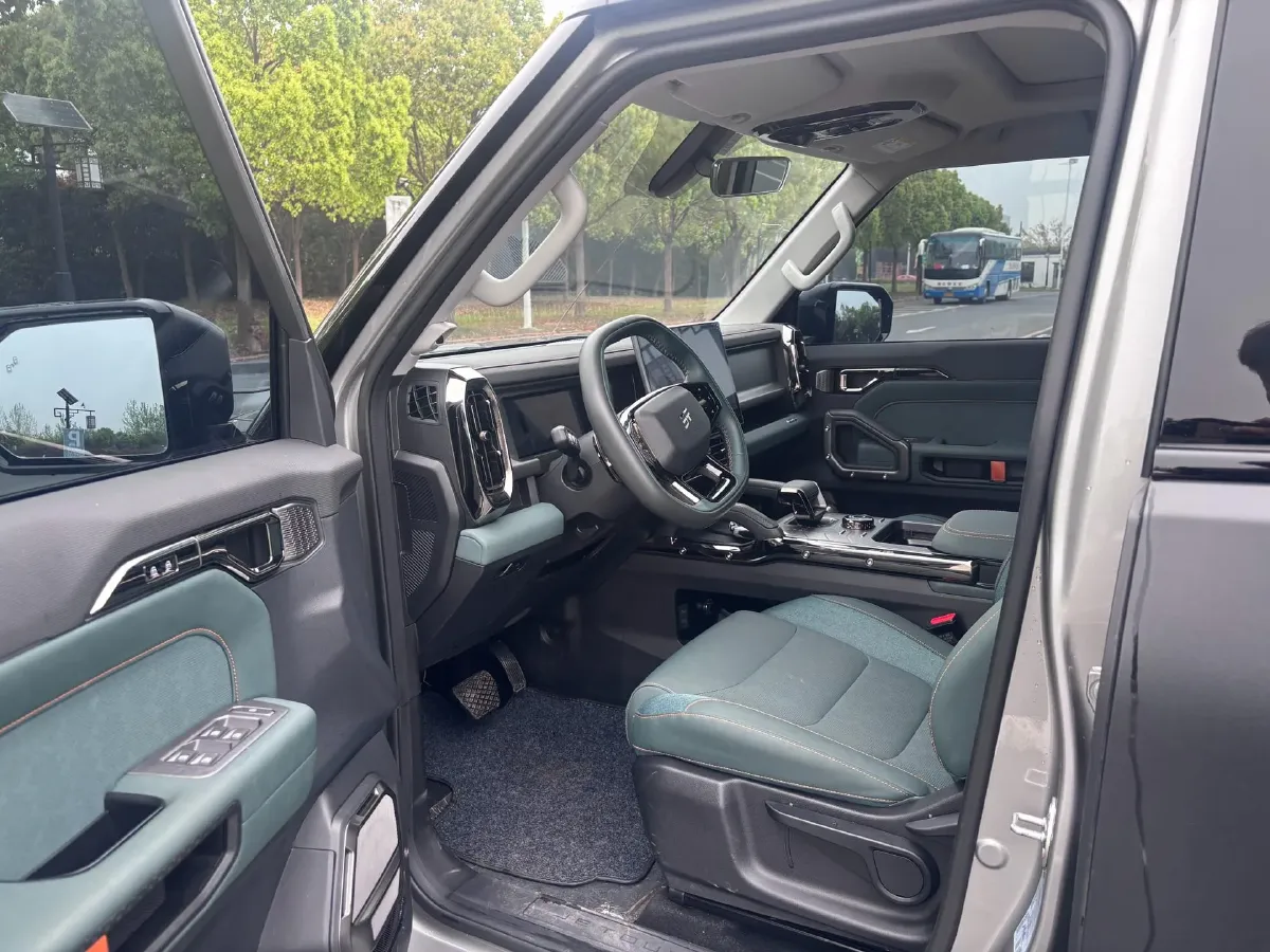 2023 Jetour Traveller 1.5T 184HP L4 7DCT,autocango,china used car exporter,china ev exporter,chinese used car exporter,chinese used ev exporter