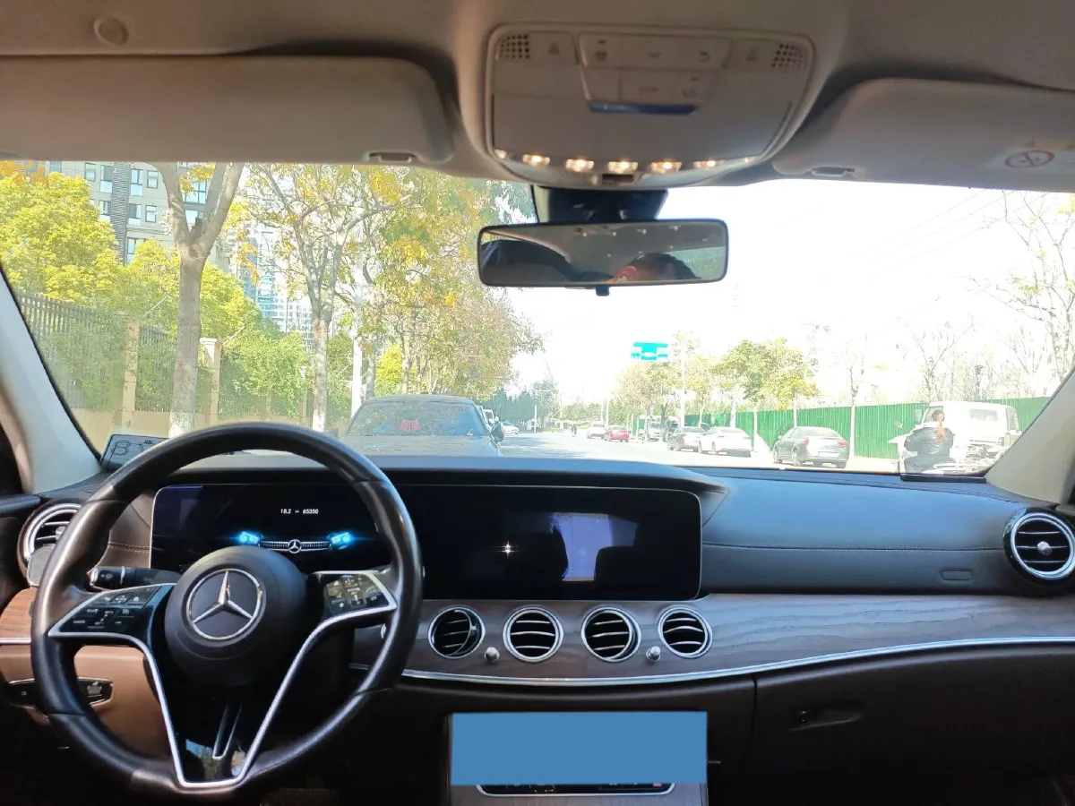 2021 Mercedes-Benz E Class 2.0T 197HP L4 9AT,autocango,china used car exporter,china ev exporter,chinese used car exporter,chinese used ev exporter