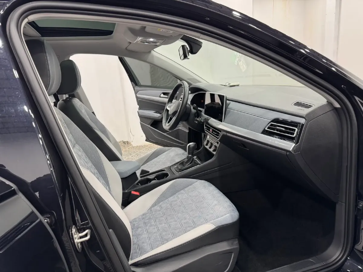 2023 Volkswagen Lavida 1.5L 113HP L4 6AT,autocango,china used car exporter,china ev exporter,chinese used car exporter,chinese used ev exporter