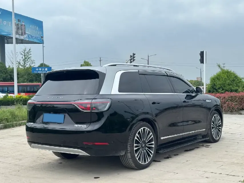 2024 AITO AITO M9 1.5T 152HP L4 REEV 42KWH,autocango,china used car exporter,china ev exporter,chinese used car exporter,chinese used ev exporter