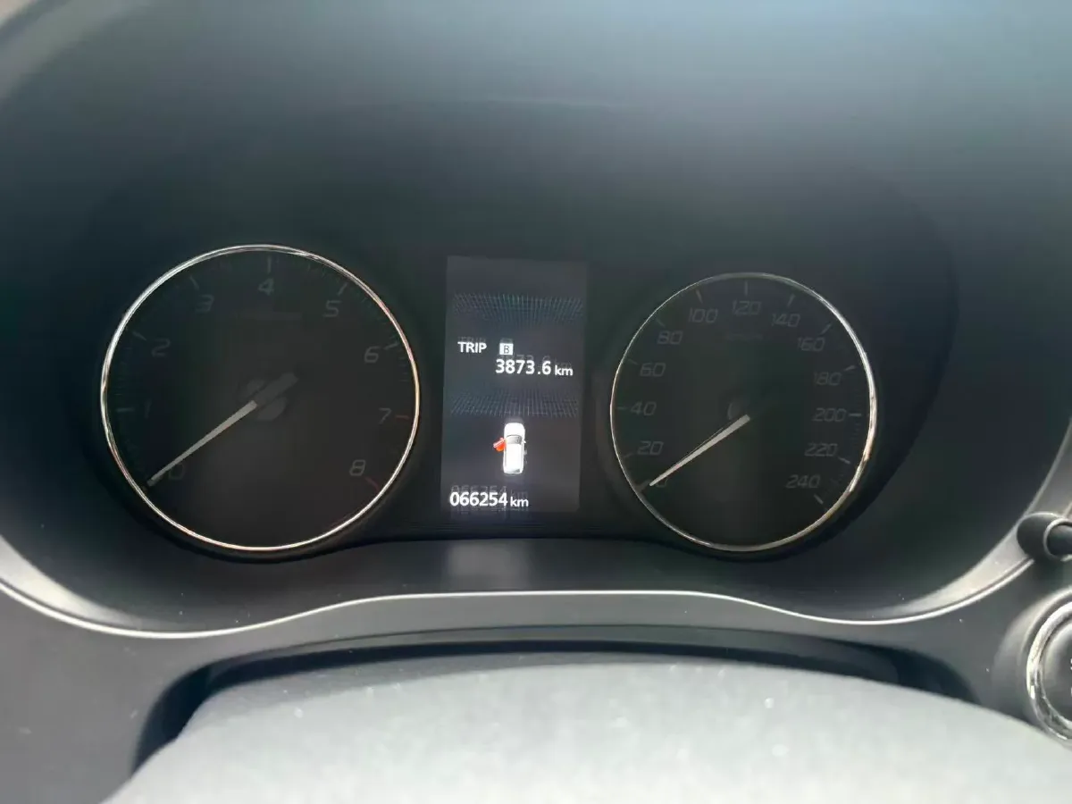 2020 Mitsubishi Outlander 2.4L 192HP L4 CVT,autocango,china used car exporter,china ev exporter,chinese used car exporter,chinese used ev exporter