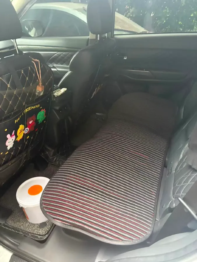 2020 Mitsubishi Outlander 2.4L 192HP L4 CVT,autocango,china used car exporter,china ev exporter,chinese used car exporter,chinese used ev exporter