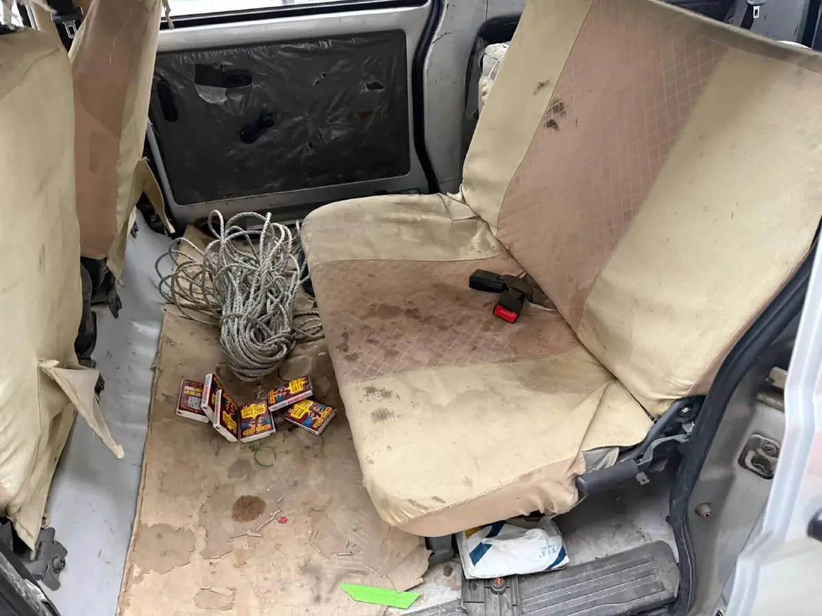 2022 WuLing RongGuang S 1.2L 76HP L4 5MT,autocango,china used car exporter,china ev exporter,chinese used car exporter,chinese used ev exporter