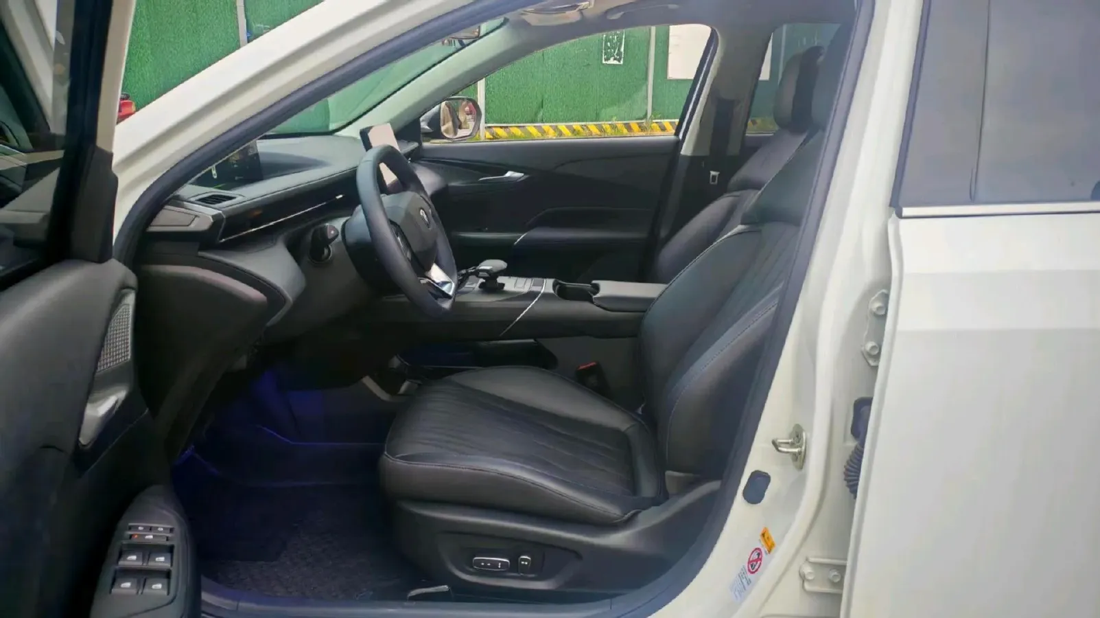 2025 ChangAn Eado 1.5T 192HP L4 7DCT,autocango,china used car exporter,china ev exporter,chinese used car exporter,chinese used ev exporter