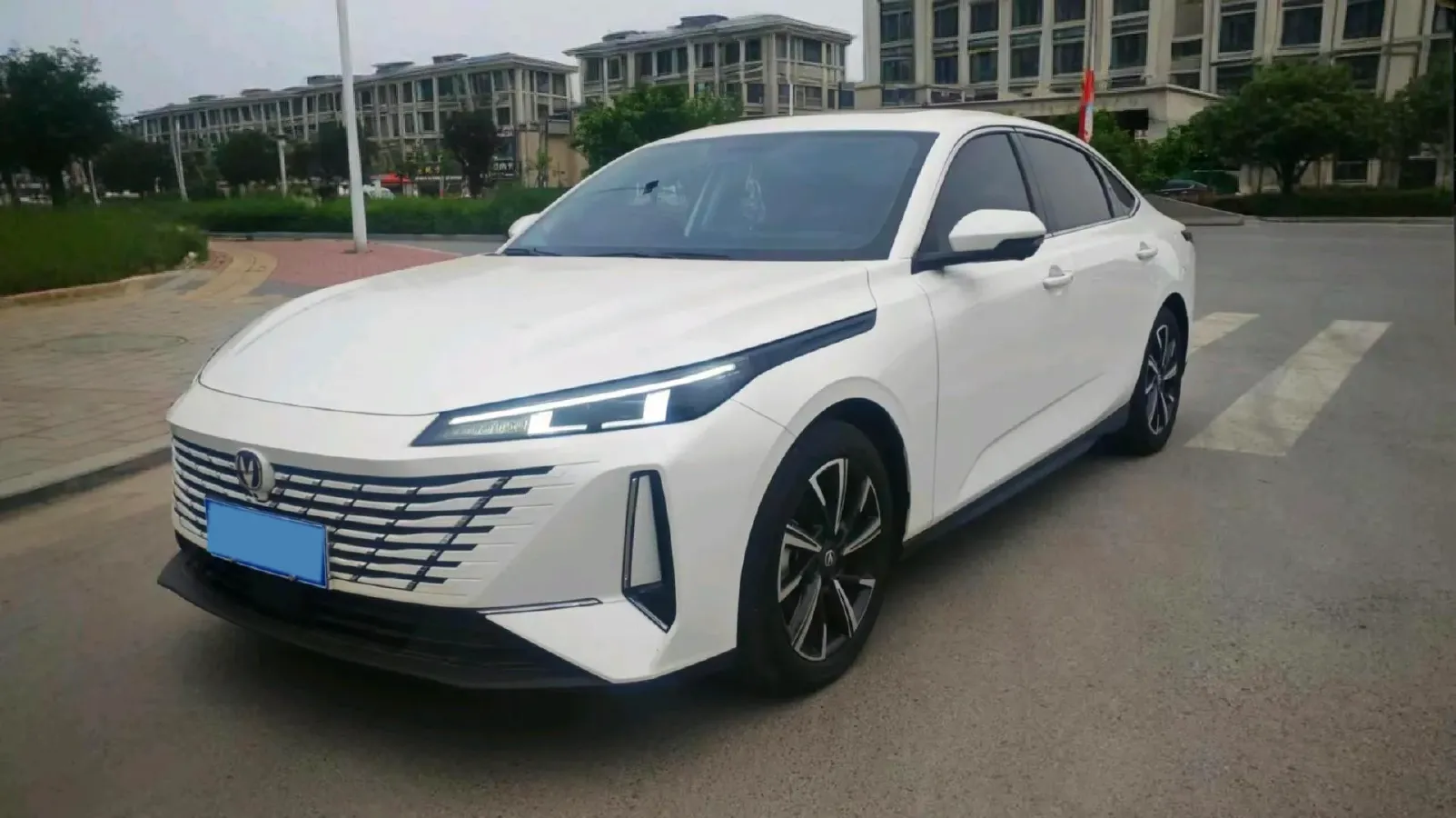 2025 ChangAn Eado 1.5T 192HP L4 7DCT,autocango,china used car exporter,china ev exporter,chinese used car exporter,chinese used ev exporter