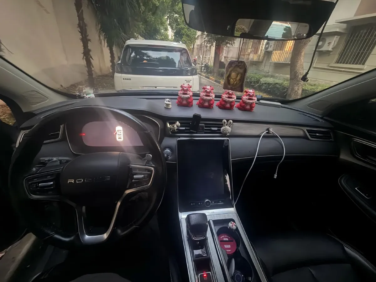 2020 Roewe RX5 1.5T 169HP L4 AMT PHEV 11.1KWH,autocango,china used car exporter,china ev exporter,chinese used car exporter,chinese used ev exporter