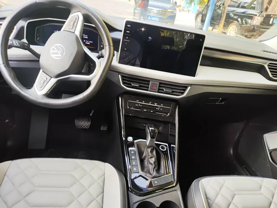 2023 Volkswagen Tayron 2.0T 186HP L4 7DCT,autocango,china used car exporter,china ev exporter,chinese used car exporter,chinese used ev exporter