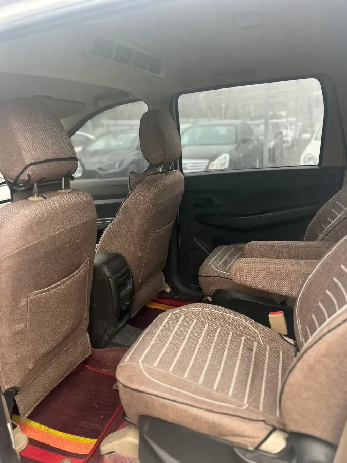 2019 WuLing HongGuang 1.5L 99HP L4 6MT,autocango,china used car exporter,china ev exporter,chinese used car exporter,chinese used ev exporter