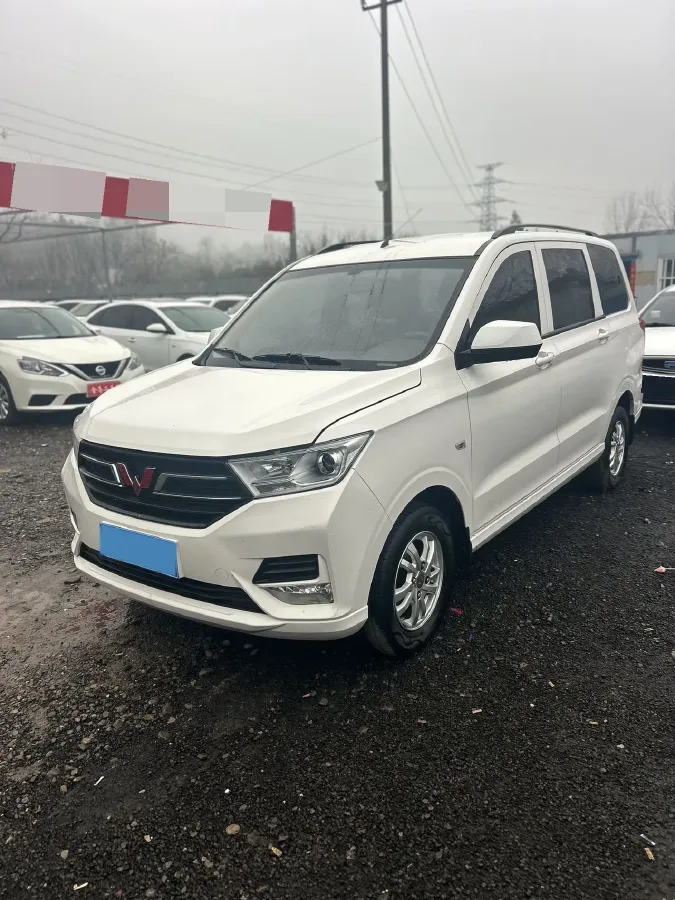 2019 WuLing HongGuang 1.5L 99HP L4 6MT,autocango,china used car exporter,china ev exporter,chinese used car exporter,chinese used ev exporter