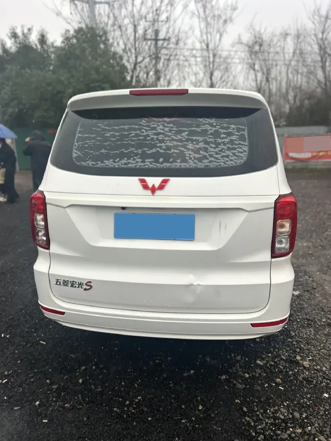 2019 WuLing HongGuang 1.5L 99HP L4 6MT,autocango,china used car exporter,china ev exporter,chinese used car exporter,chinese used ev exporter