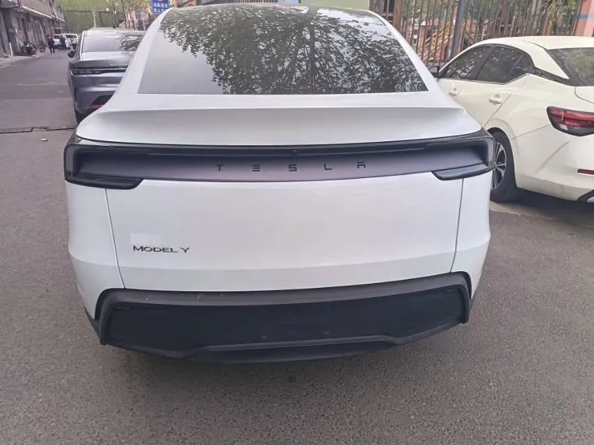 2026 Tesla Model Y BEV,autocango,china used car exporter,china ev exporter,chinese used car exporter,chinese used ev exporter