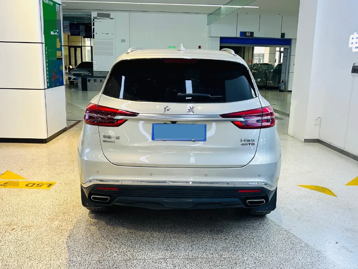 2022 HongQi HS5 2.0T 224HP L4 6AT,autocango,china used car exporter,china ev exporter,chinese used car exporter,chinese used ev exporter