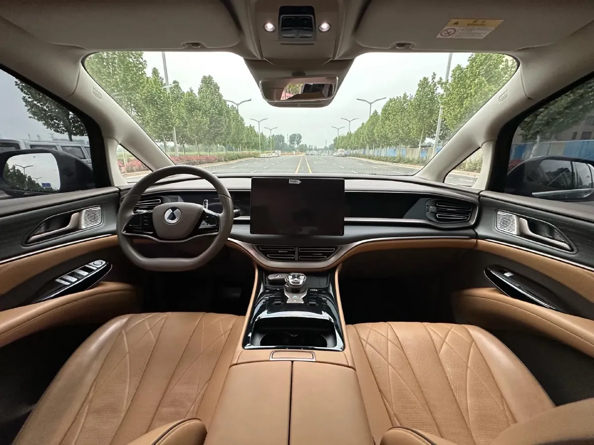 2022 Mercedes-Benz GLC Class 2.0T 197HP L4 9AT,autocango,china used car exporter,china ev exporter,chinese used car exporter,chinese used ev exporter