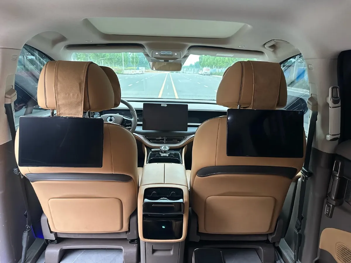 2022 Mercedes-Benz GLC Class 2.0T 197HP L4 9AT,autocango,china used car exporter,china ev exporter,chinese used car exporter,chinese used ev exporter