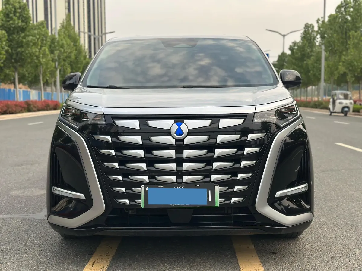 2022 Mercedes-Benz GLC Class 2.0T 197HP L4 9AT,autocango,china used car exporter,china ev exporter,chinese used car exporter,chinese used ev exporter