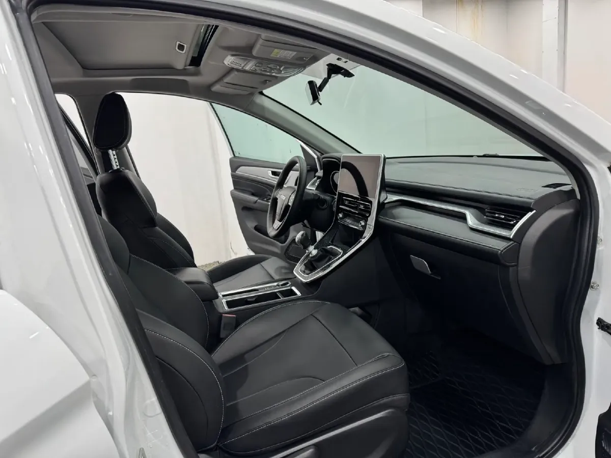 2021 Haval H6 Coupe 1.5T 150HP L4 6MT,autocango,china used car exporter,china ev exporter,chinese used car exporter,chinese used ev exporter