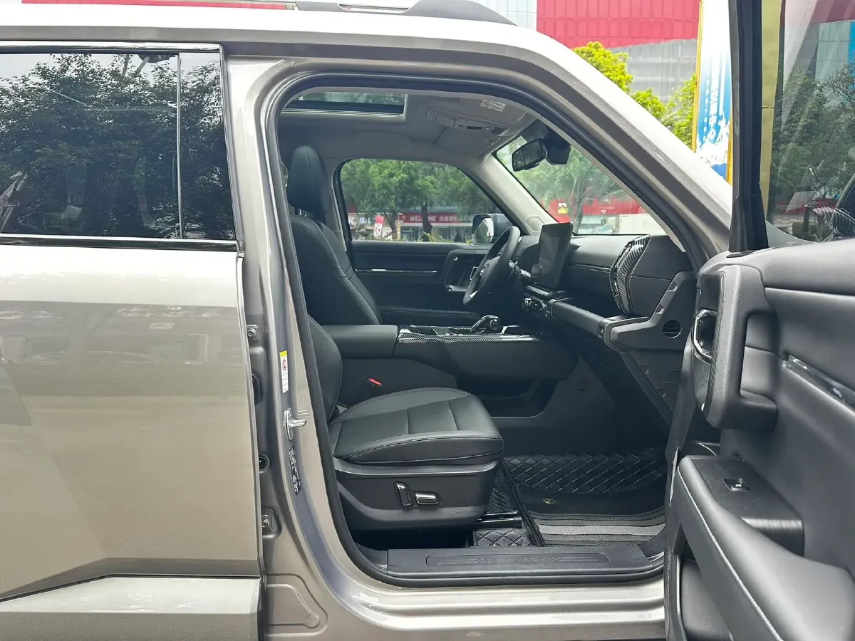 2023 Haval Dargo PLUS 2.0T 238HP L4 9DCT,autocango,china used car exporter,china ev exporter,chinese used car exporter,chinese used ev exporter