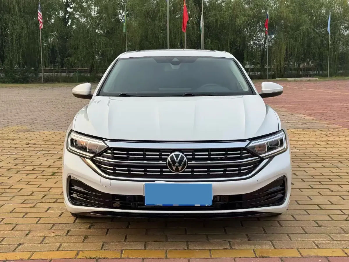 2024 Volkswagen Sagitar 1.5T 160HP L4 7DCT,autocango,china used car exporter,china ev exporter,chinese used car exporter,chinese used ev exporter