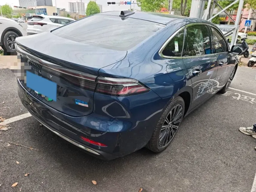 2025 Geely Galaxy A7 1.5L 112HP L4 1DHT PHEV,autocango,china used car exporter,china ev exporter,chinese used car exporter,chinese used ev exporter