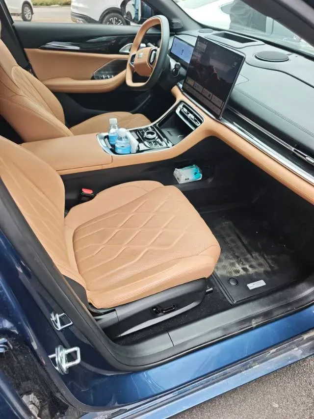 2025 Geely Galaxy A7 1.5L 112HP L4 1DHT PHEV,autocango,china used car exporter,china ev exporter,chinese used car exporter,chinese used ev exporter