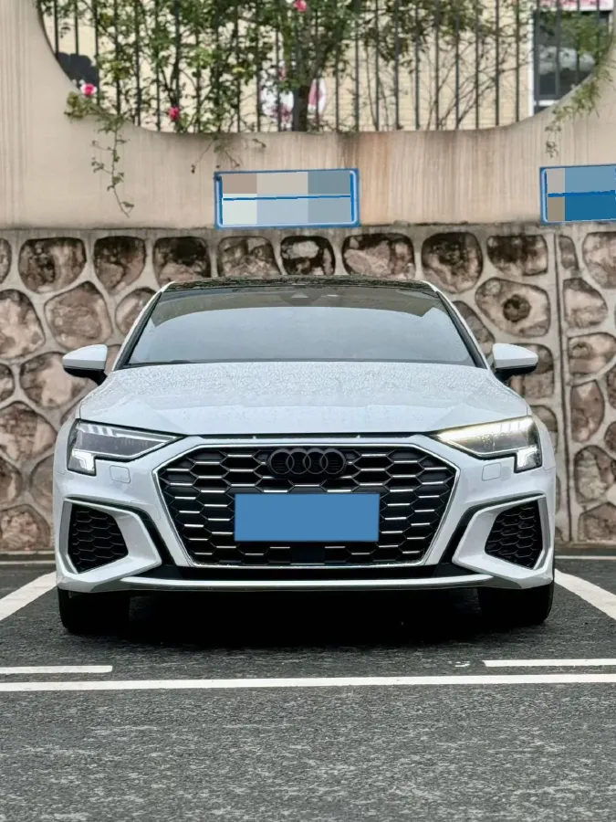 2023 Audi A3 1.4T 150HP L4 7DCT,autocango,china used car exporter,china ev exporter,chinese used car exporter,chinese used ev exporter
