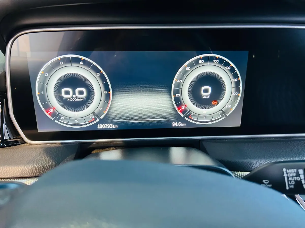 2022 HongQi HS5 2.0T 224HP L4 6AT,autocango,china used car exporter,china ev exporter,chinese used car exporter,chinese used ev exporter