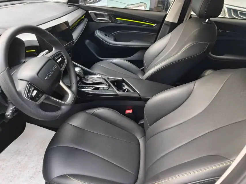 2021 Roewe i5 1.5L 120HP L4 CVT,autocango,china used car exporter,china ev exporter,chinese used car exporter,chinese used ev exporter