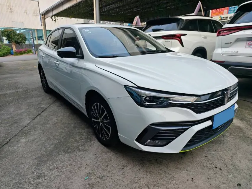 2021 Roewe i5 1.5L 120HP L4 CVT,autocango,china used car exporter,china ev exporter,chinese used car exporter,chinese used ev exporter