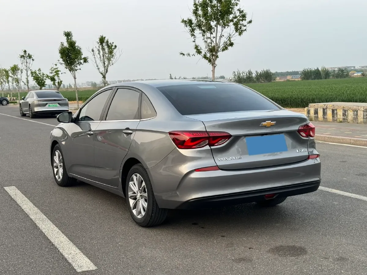 2022 Chevrolet Monza 1.5L 113HP L4 6AT,autocango,china used car exporter,china ev exporter,chinese used car exporter,chinese used ev exporter