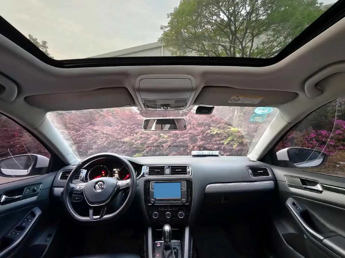 2018 Volkswagen Sagitar 1.2T 110HP L4 7DCT,autocango,china used car exporter,china ev exporter,chinese used car exporter,chinese used ev exporter