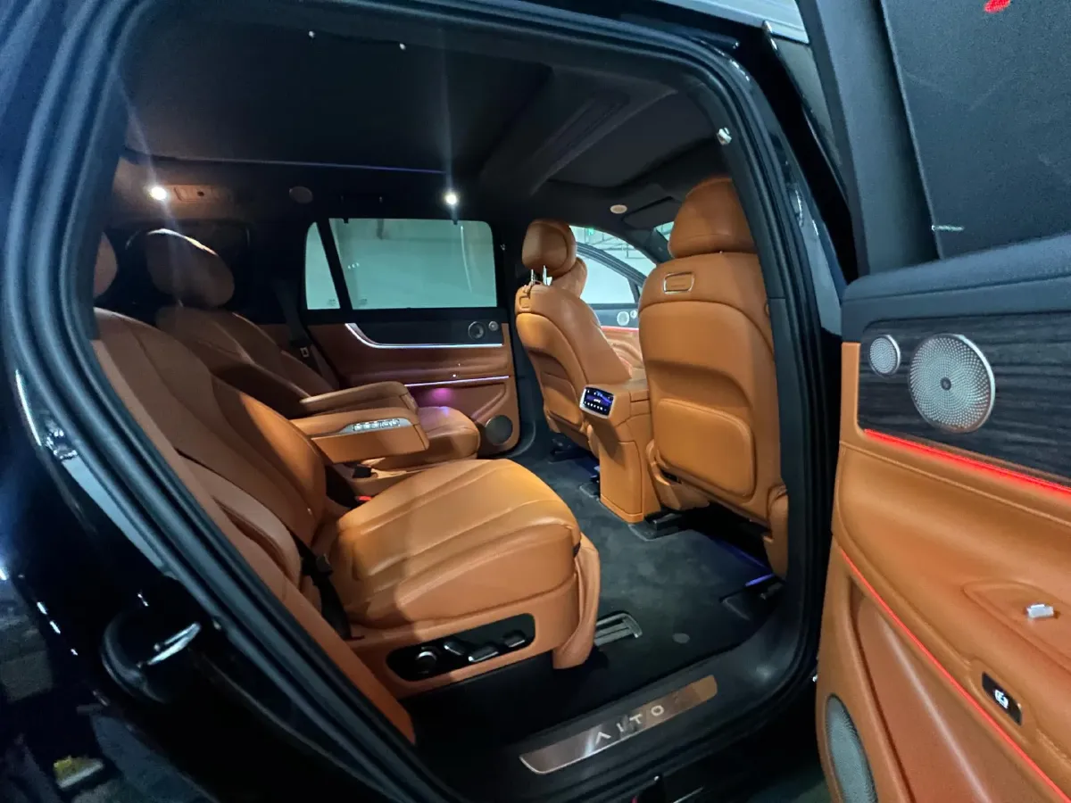 2024 AITO AITO M9 1.5T 152HP L4 REEV 42KWH,autocango,china used car exporter,china ev exporter,chinese used car exporter,chinese used ev exporter