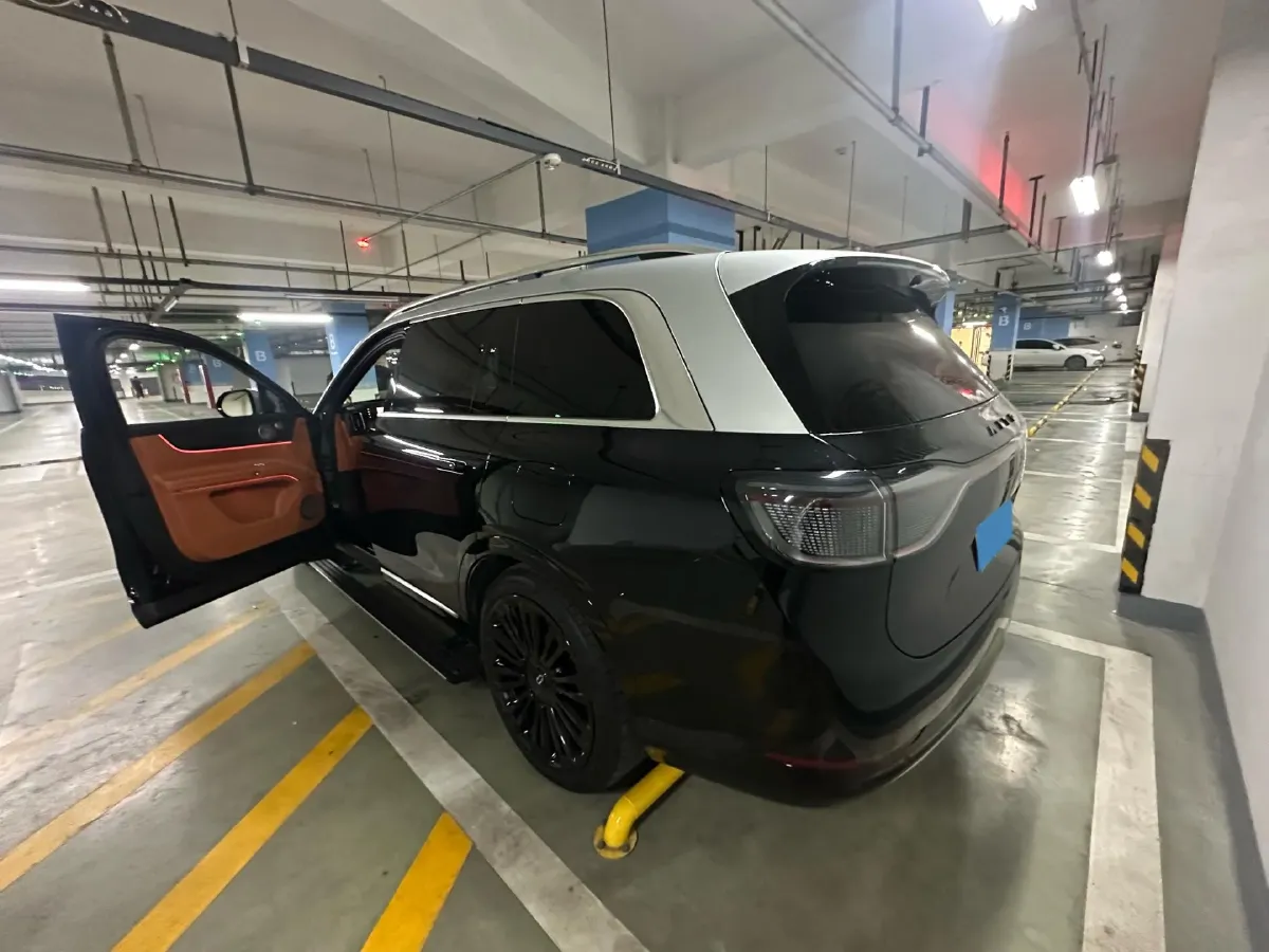2024 AITO AITO M9 1.5T 152HP L4 REEV 42KWH,autocango,china used car exporter,china ev exporter,chinese used car exporter,chinese used ev exporter