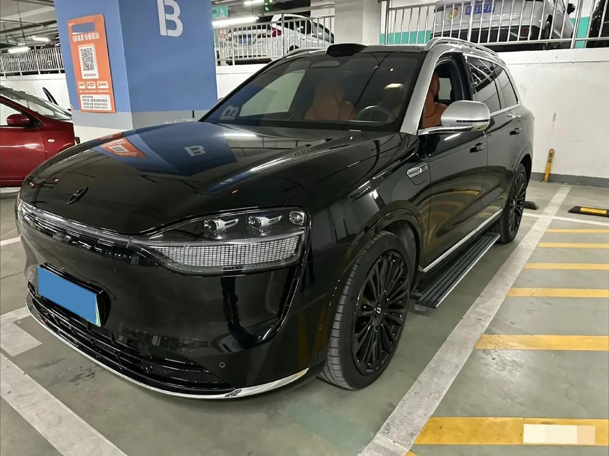 2024 AITO AITO M9 1.5T 152HP L4 REEV 42KWH,autocango,china used car exporter,china ev exporter,chinese used car exporter,chinese used ev exporter