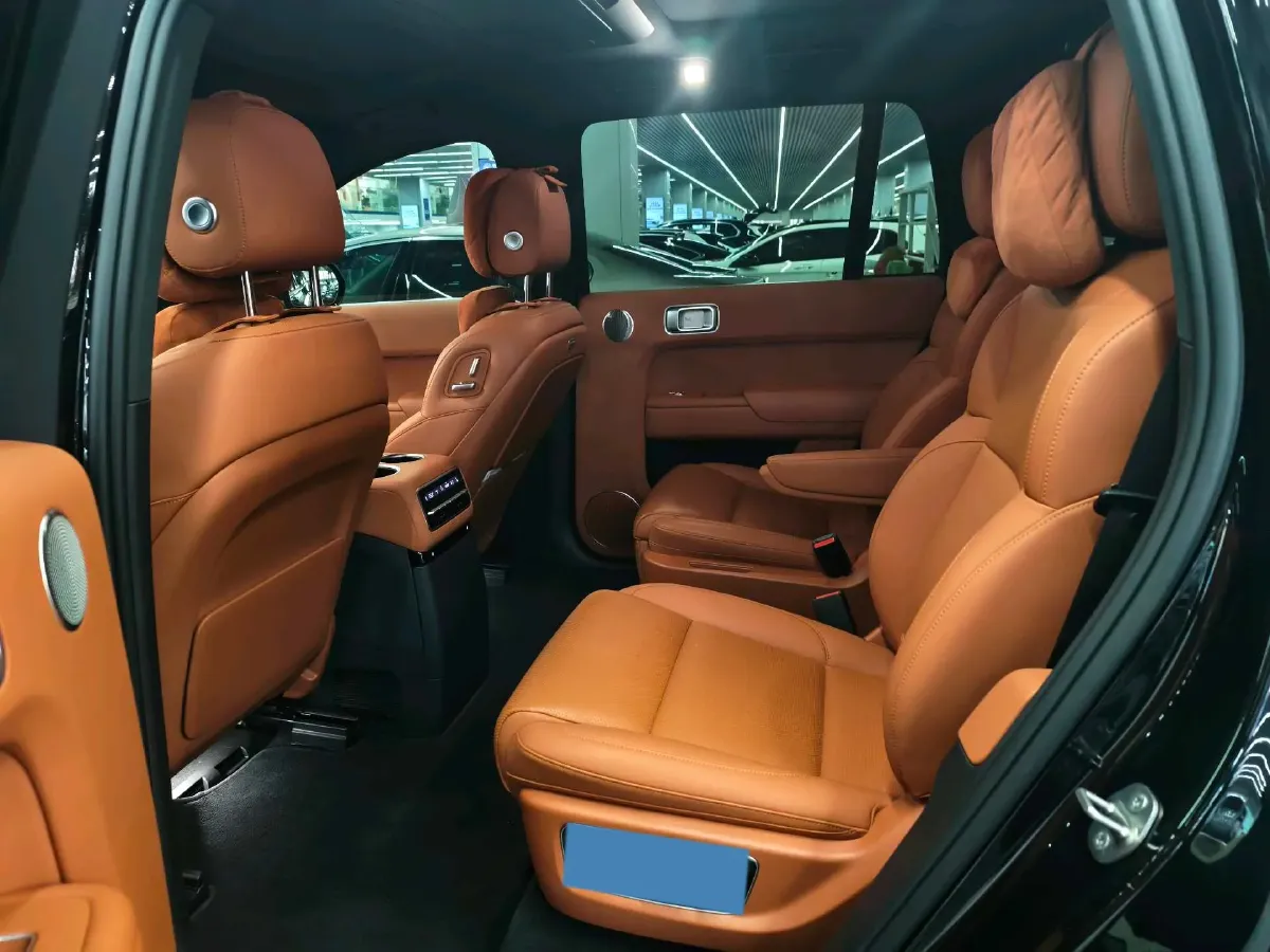 2022 Li L9 Range Extended 154HP REEV 42.6KWH,autocango,china used car exporter,china ev exporter,chinese used car exporter,chinese used ev exporter