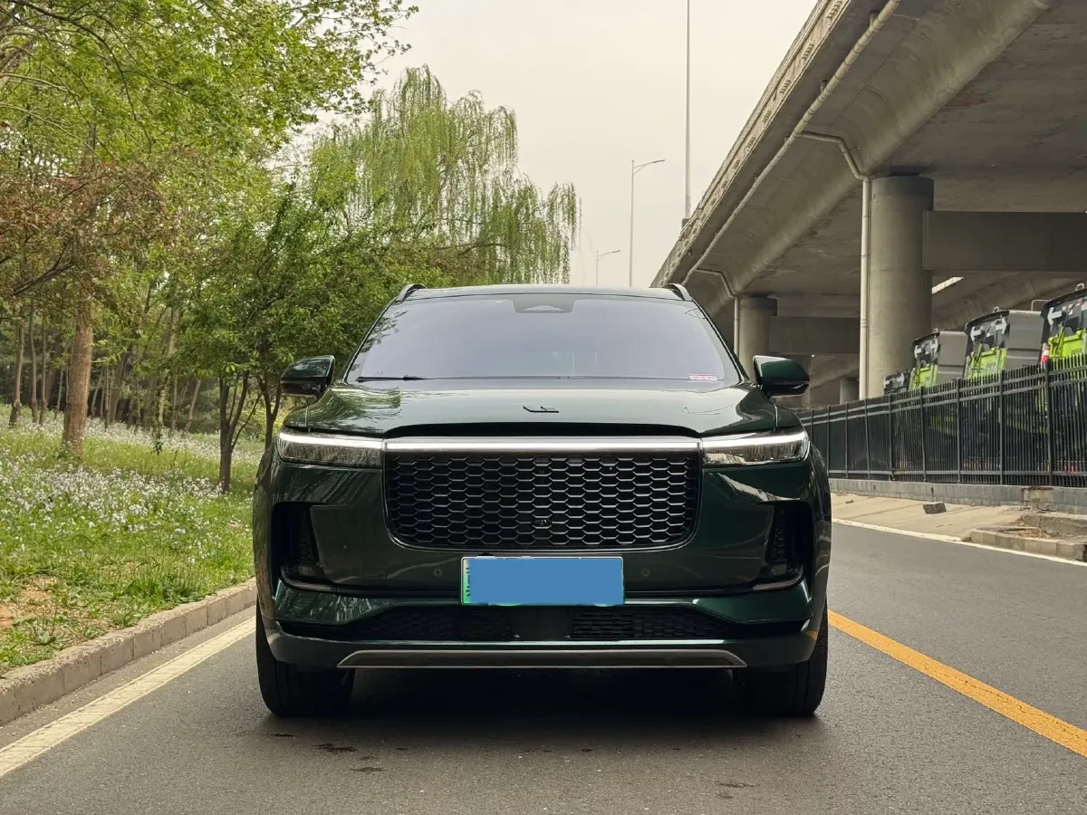 2021 Li ONE Range Extended 131HP REEV 40.5KWH,autocango,china used car exporter,china ev exporter,chinese used car exporter,chinese used ev exporter
