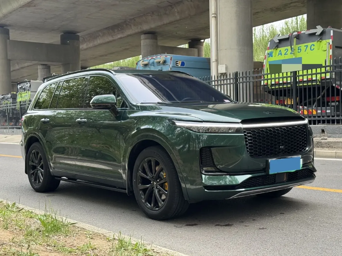 2021 Li ONE Range Extended 131HP REEV 40.5KWH,autocango,china used car exporter,china ev exporter,chinese used car exporter,chinese used ev exporter
