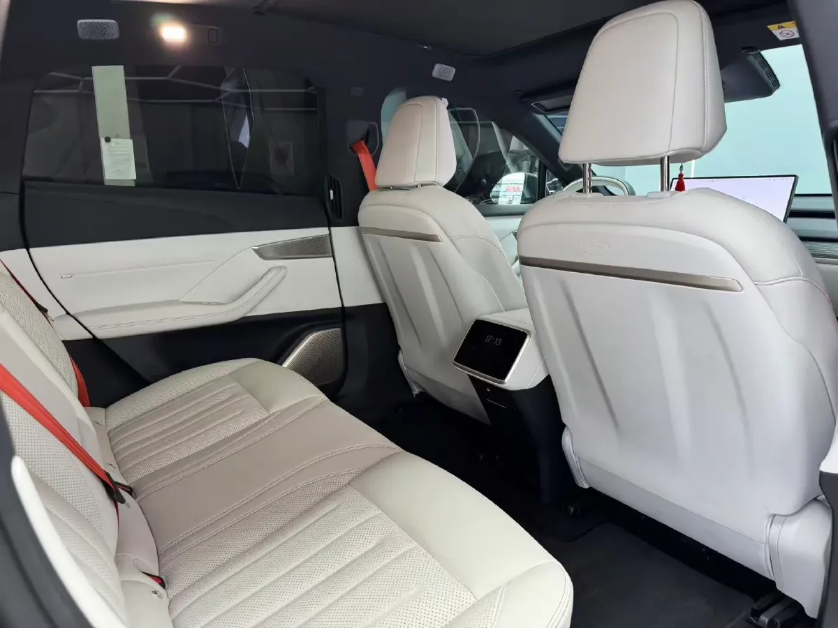 2024 ONVO L60 BEV 60KWH,autocango,china used car exporter,china ev exporter,chinese used car exporter,chinese used ev exporter