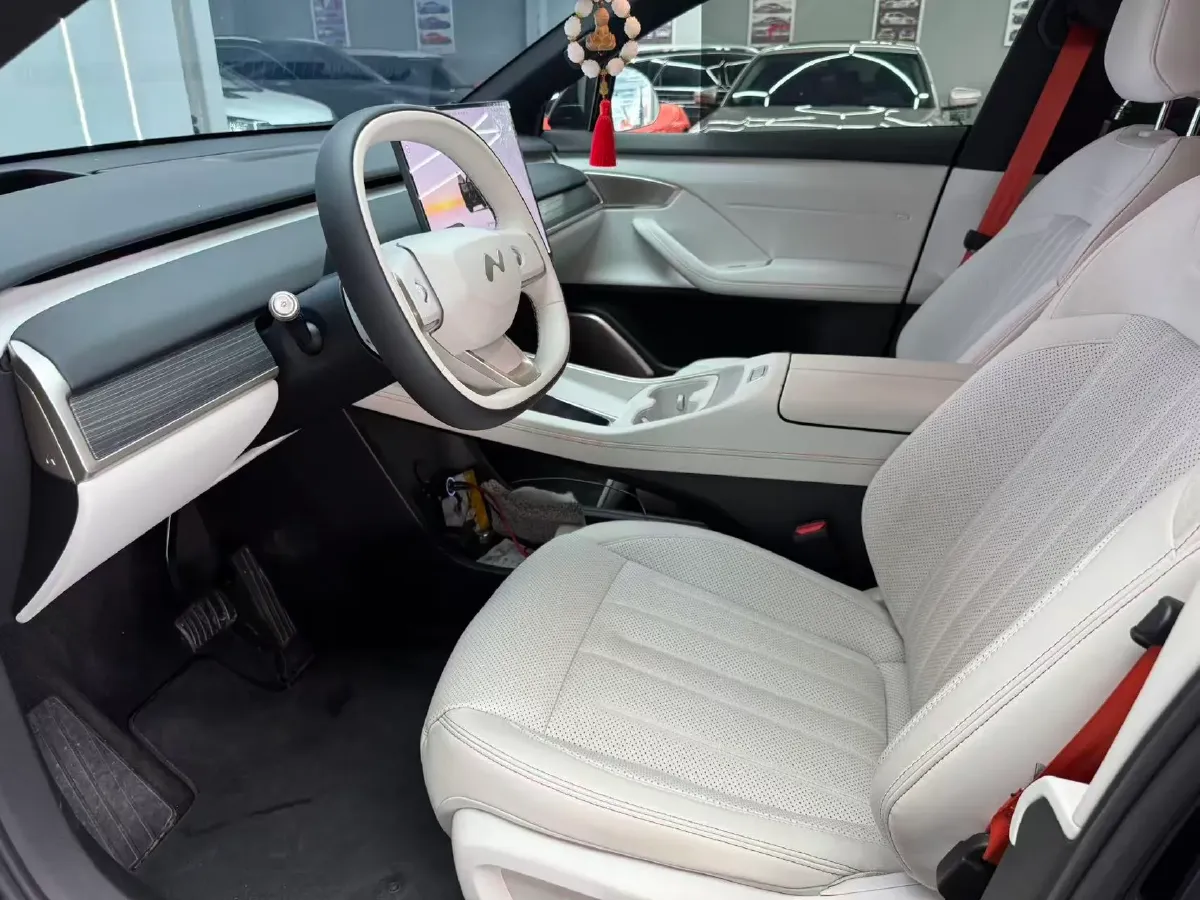 2024 ONVO L60 BEV 60KWH,autocango,china used car exporter,china ev exporter,chinese used car exporter,chinese used ev exporter