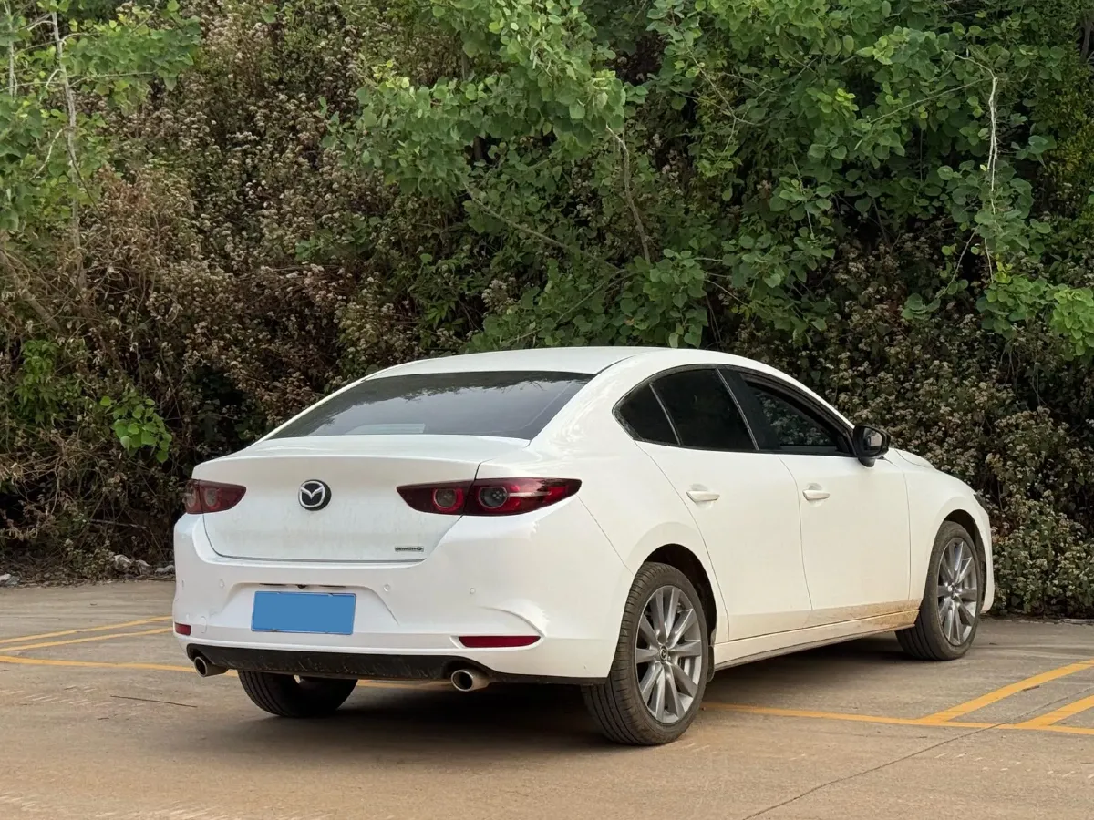 2023 Mazda 3 Axela 2.0L 158HP L4 6AT,autocango,china used car exporter,china ev exporter,chinese used car exporter,chinese used ev exporter