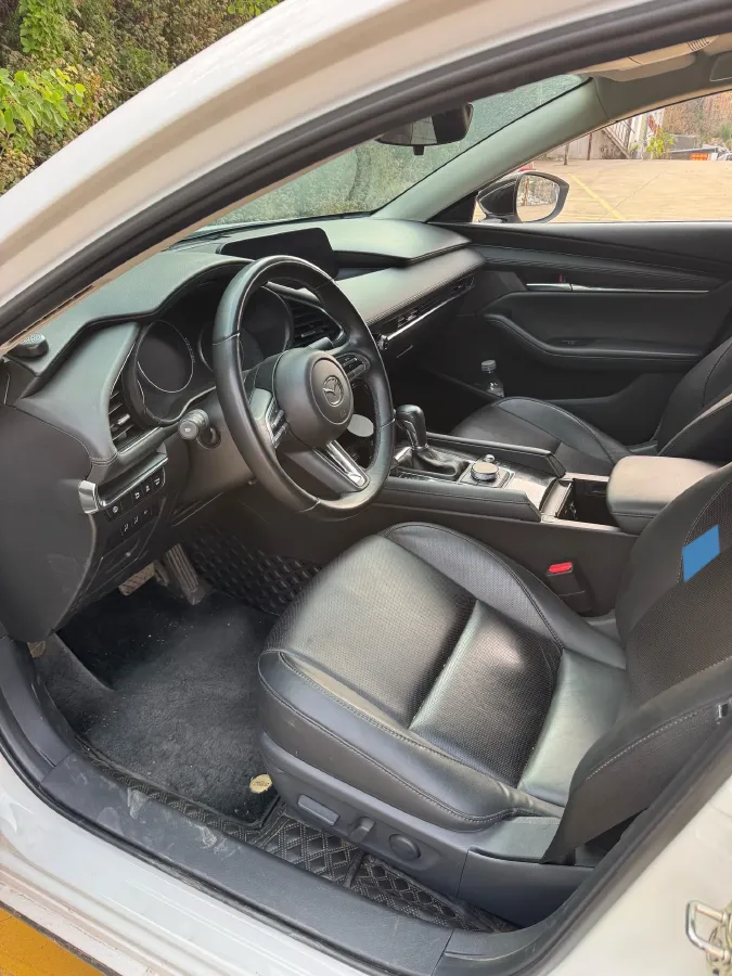 2023 Mazda 3 Axela 2.0L 158HP L4 6AT,autocango,china used car exporter,china ev exporter,chinese used car exporter,chinese used ev exporter