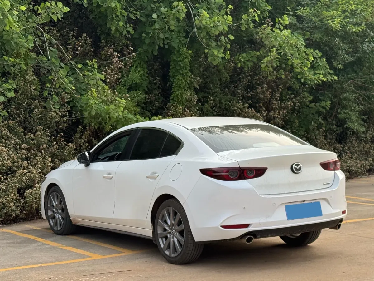 2023 Mazda 3 Axela 2.0L 158HP L4 6AT,autocango,china used car exporter,china ev exporter,chinese used car exporter,chinese used ev exporter