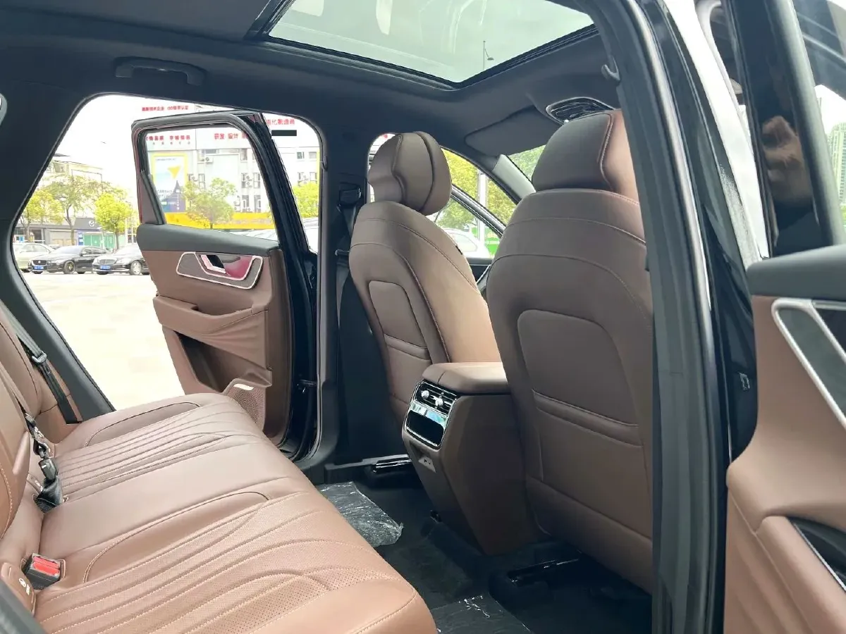 2026 Chery Tiggo 9 2.0T 254HP L4 8AT,autocango,china used car exporter,china ev exporter,chinese used car exporter,chinese used ev exporter