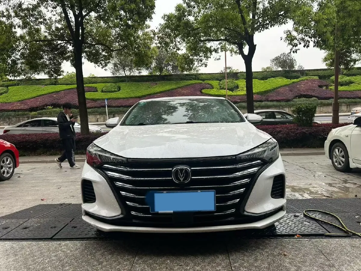 2020 ChangAn Eado 1.6L 128HP L4 6AT,autocango,china used car exporter,china ev exporter,chinese used car exporter,chinese used ev exporter