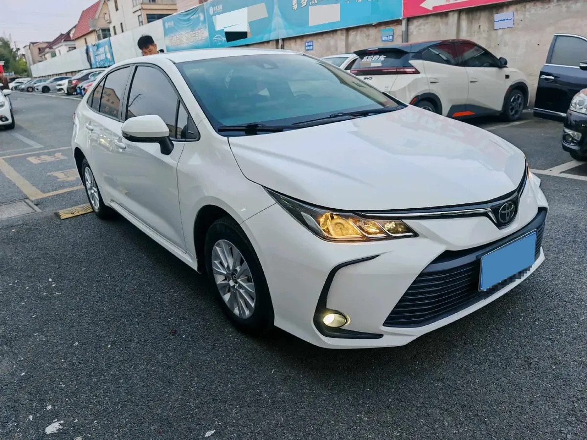 2021 Toyota Corolla 1.2T 116HP L4 CVT,autocango,china used car exporter,china ev exporter,chinese used car exporter,chinese used ev exporter