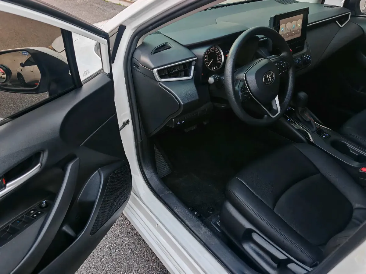 2021 Toyota Corolla 1.2T 116HP L4 CVT,autocango,china used car exporter,china ev exporter,chinese used car exporter,chinese used ev exporter